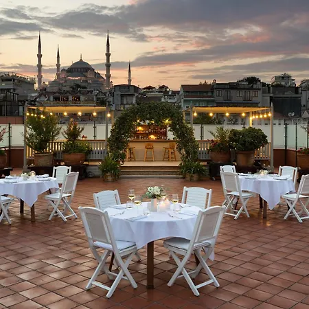 Armada Old Hotel 4*