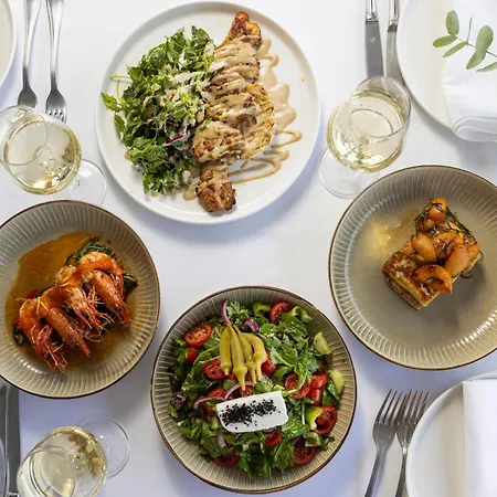 Отель Armada Old 4*